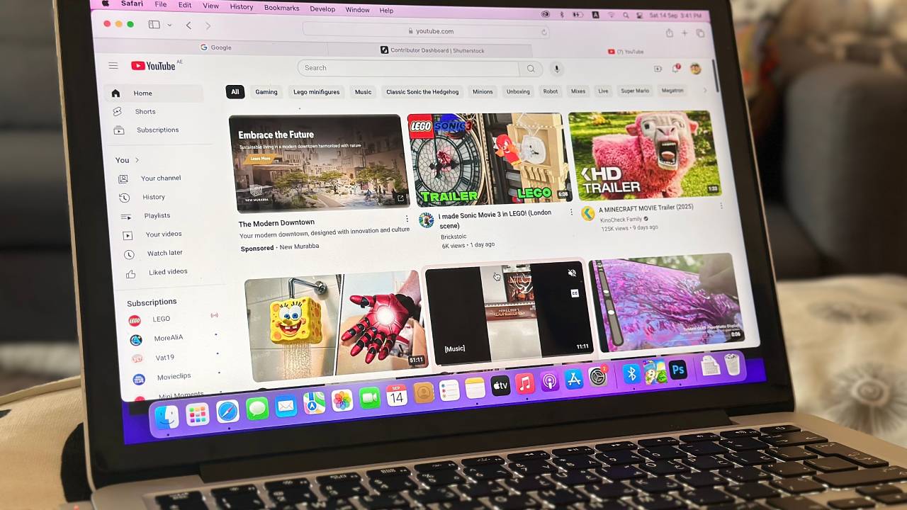 YouTube YouTube