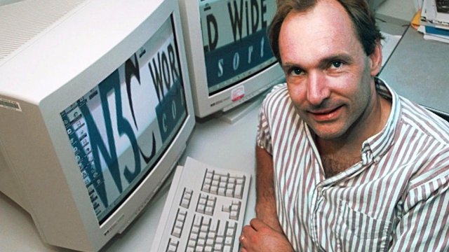 Tim Berners-Lee nel 1995