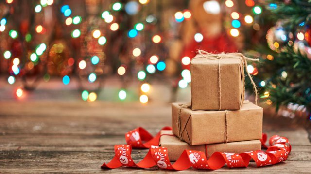 Regali A Natale.Natale 2019 I Migliori Regali Per Lui Fastweb
