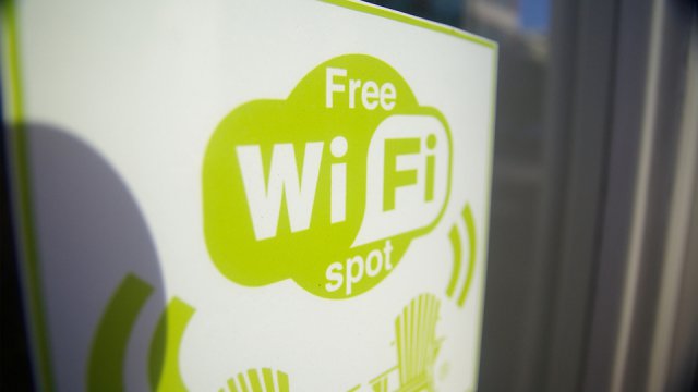 Free Wi-Fi in un locale pubblico