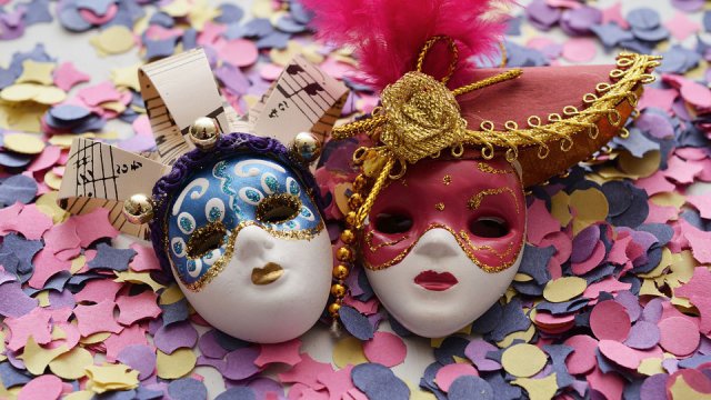Carnevale 2016, dal web le idee per costumi e maschere fai da te -  FASTWEBPLUS