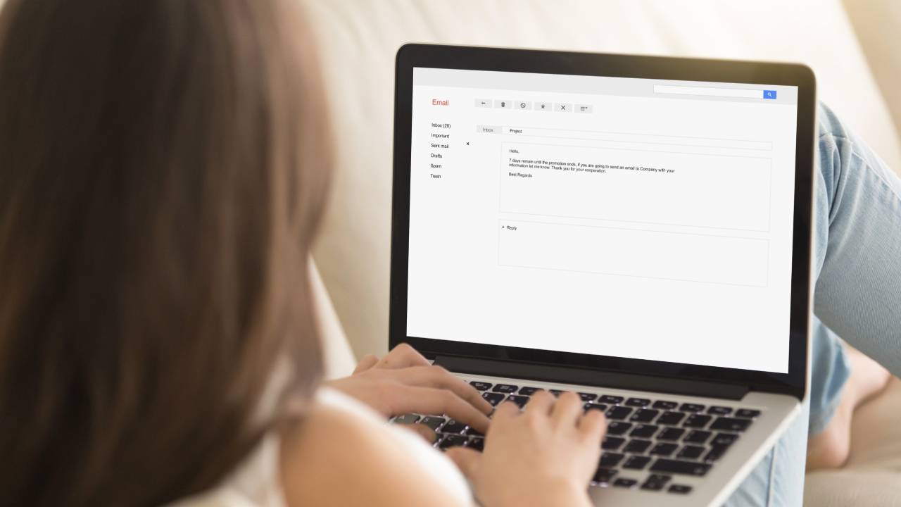 Gmail senza connessione, scrivere una email
