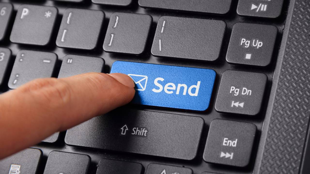 Inviare Email Inviare Email