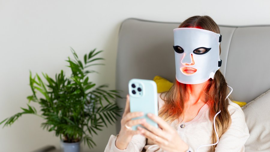 maschera rossa tiktok