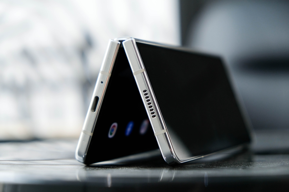 Design smartphone pieghevole