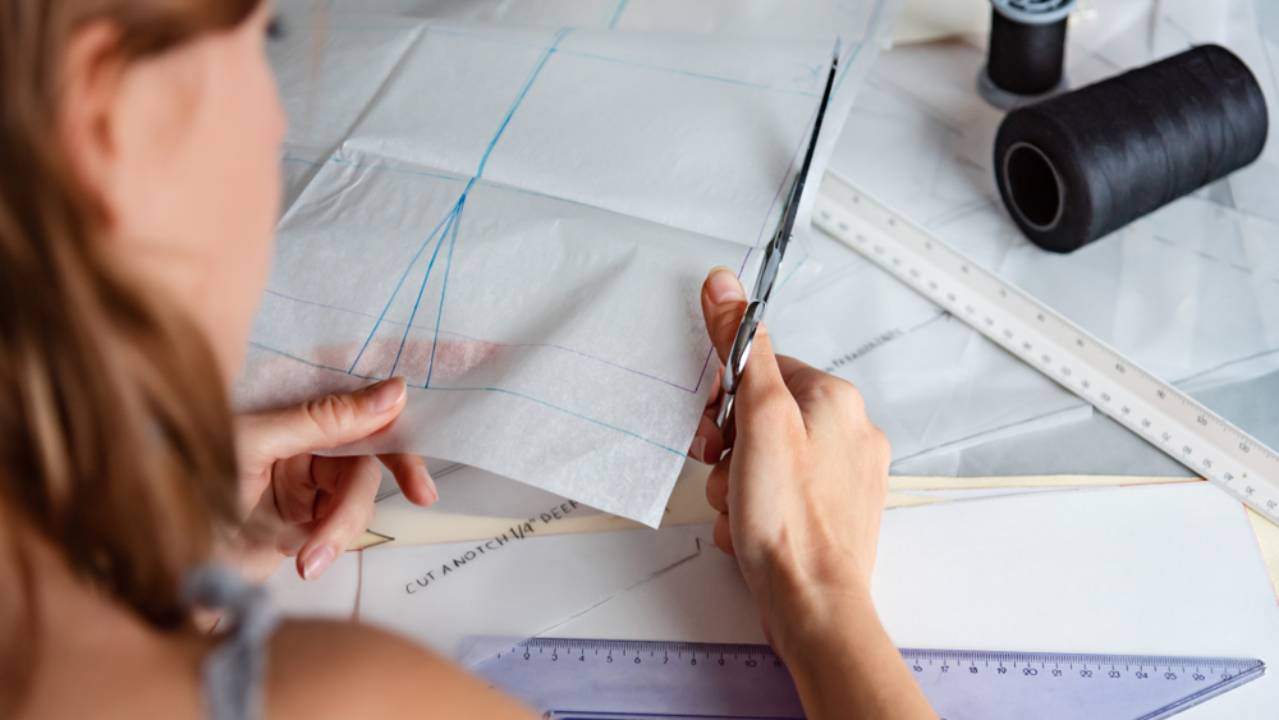 Utilizzare un cartamodello come gli stylist Utilizzare un cartamodello come gli stylist