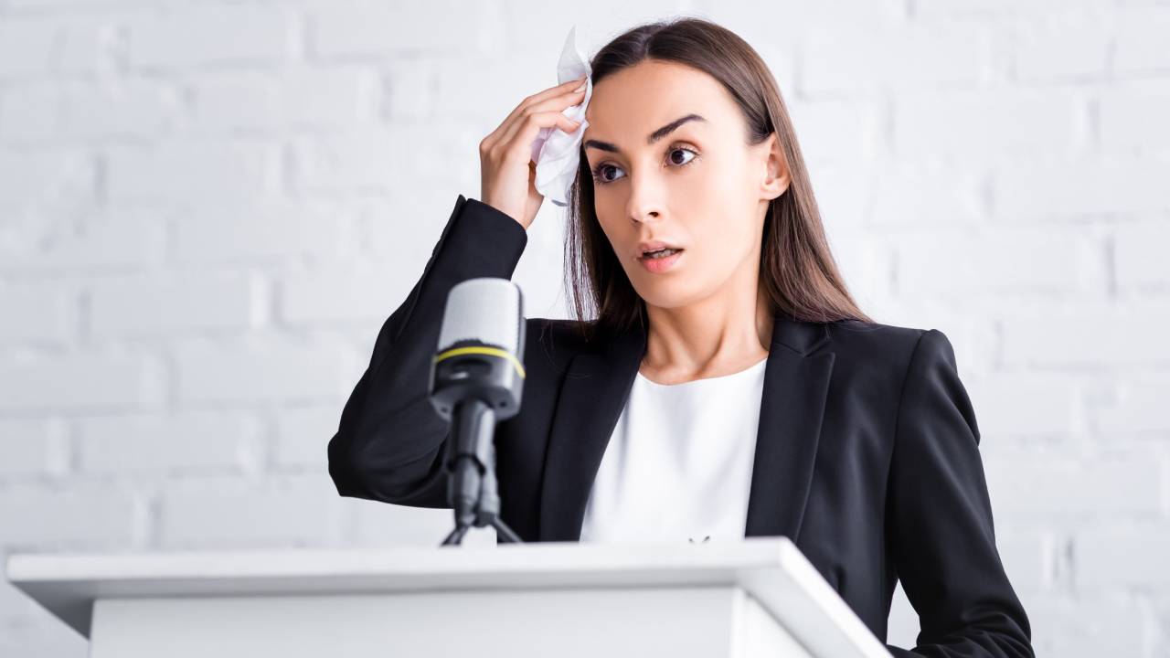 L'ansia di parlare in pubblico L'ansia di parlare in pubblico