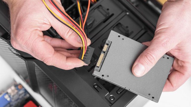 Montare un SSD in un vecchio PC per migliorare prestazioni