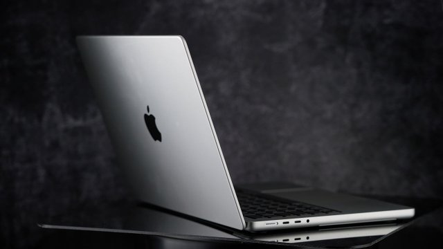 Macbook