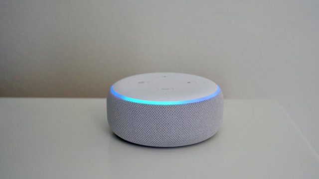 speaker bluettoh alexa