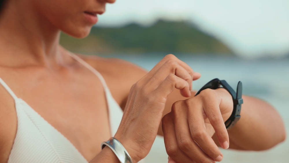 Smartwatch-in-spiaggia Smartwatch-in-spiaggia