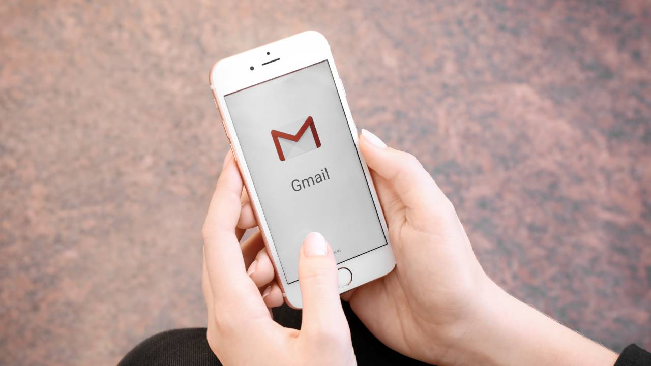 Gmail su iPhone Gmail su iPhone