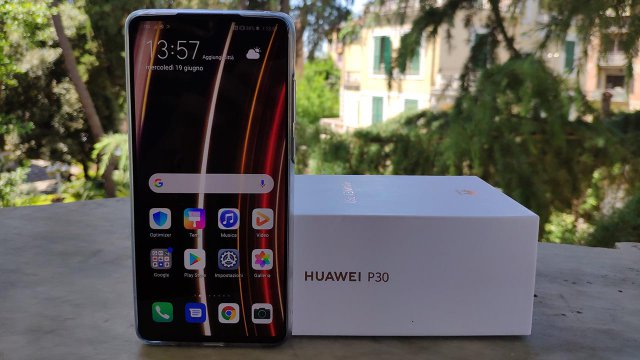 recensione huawei p30