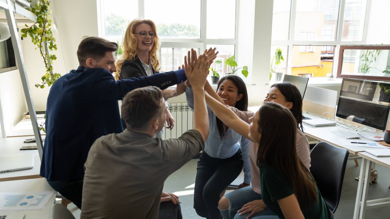 Metodo agile: team piccoli e attenzione all’aspetto umano Metodo agile: team piccoli e attenzione all’aspetto umano