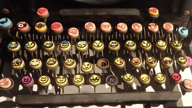 Tastiera emoji