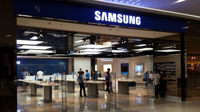 Samsung prevede profitti in crescita dell'80% nel III trimestre 2015