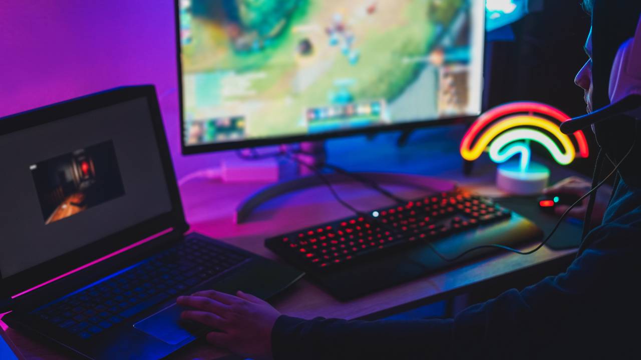 Streammare su Twitch da P