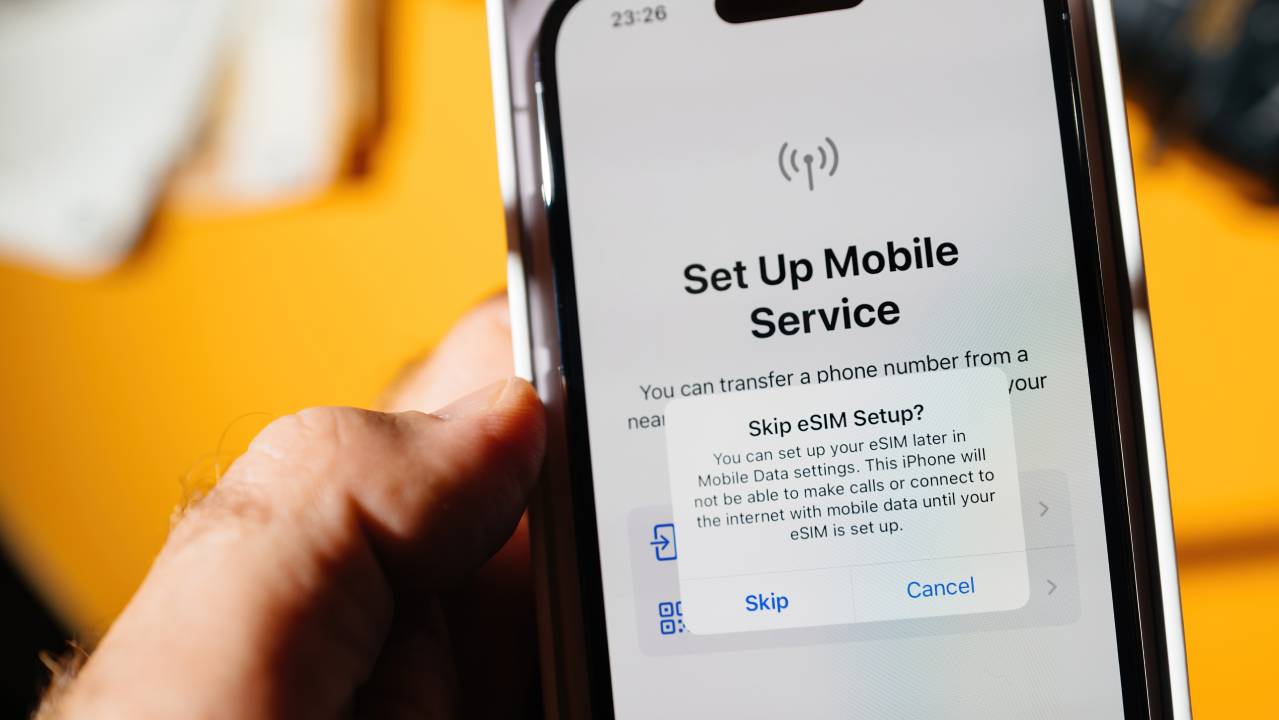 Configurare eSIM iPhone