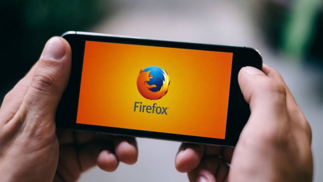 logo Firefox su smartphone