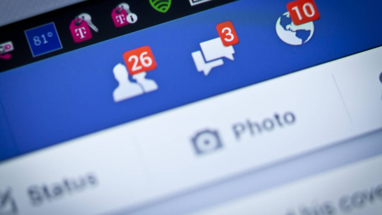 Facebook Facebook