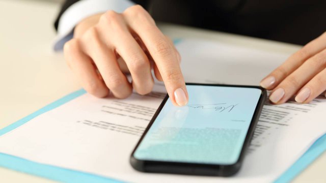 firmare documenti da smartphone