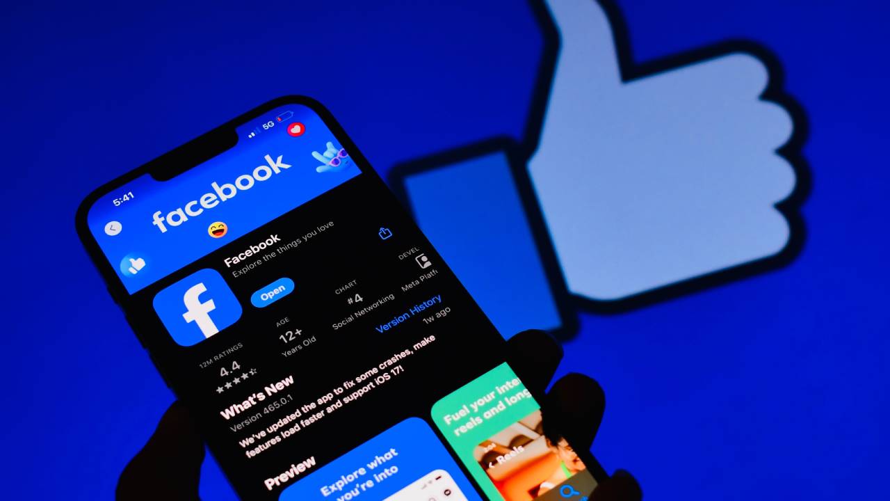 Facebook Facebook