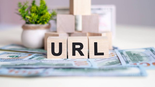 URL
