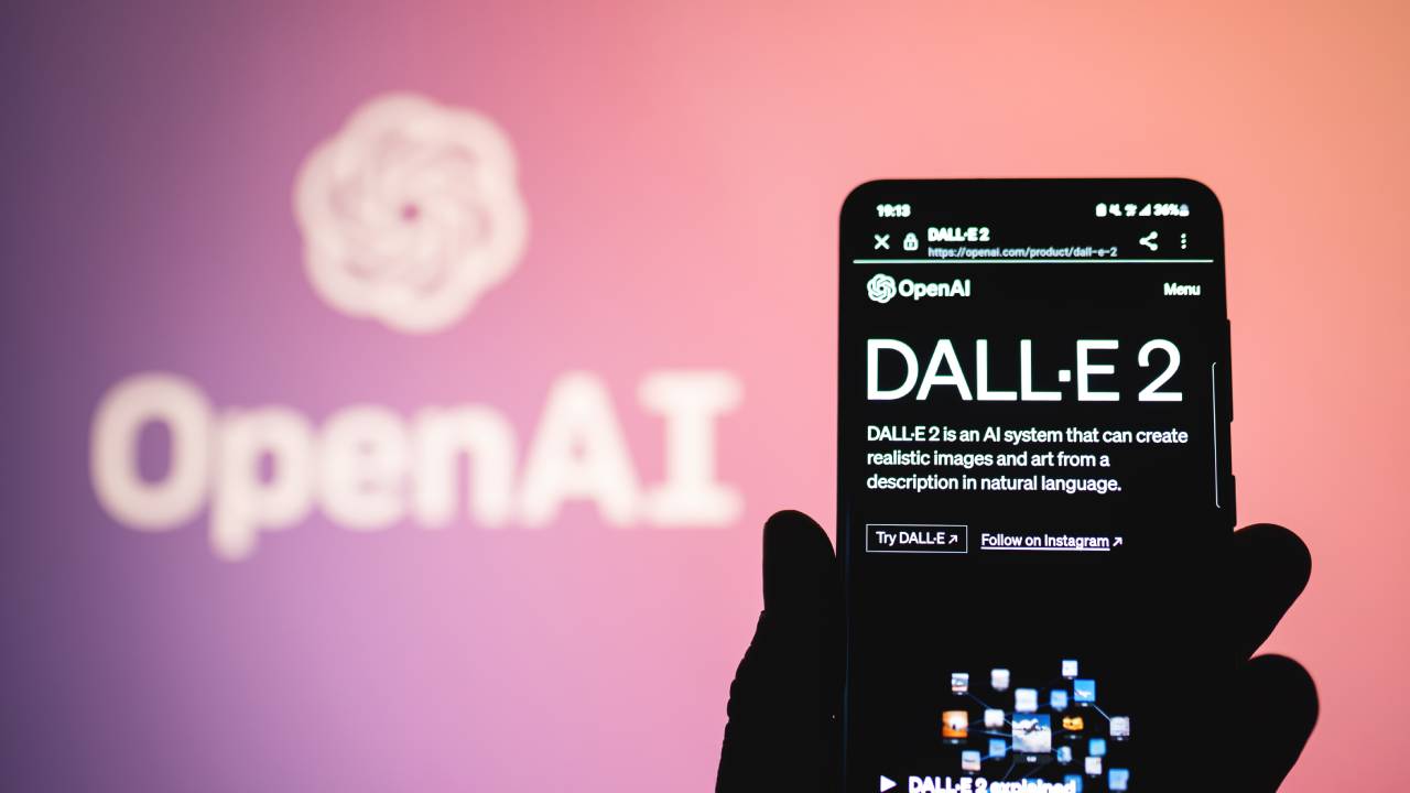 DALL-E 2 su smartphone DALL-E 2 su smartphone