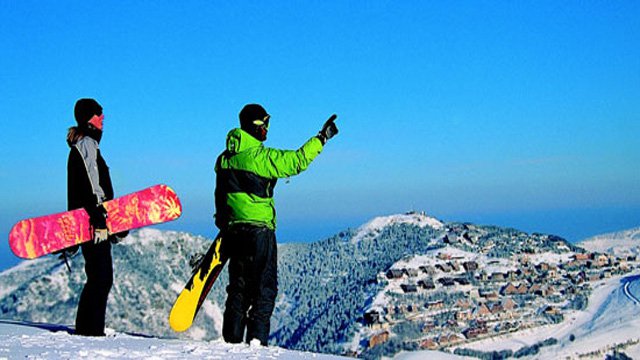 Sono numerose le app dedicate agli appassionati delle piste da sci