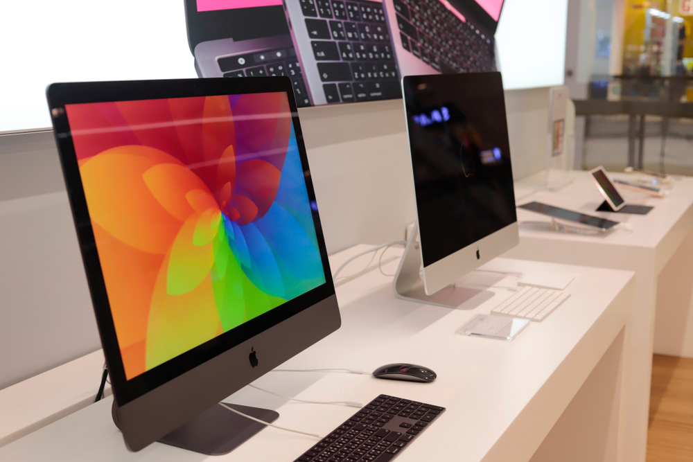 Serie di iMac in Apple Store Serie di iMac in Apple Store