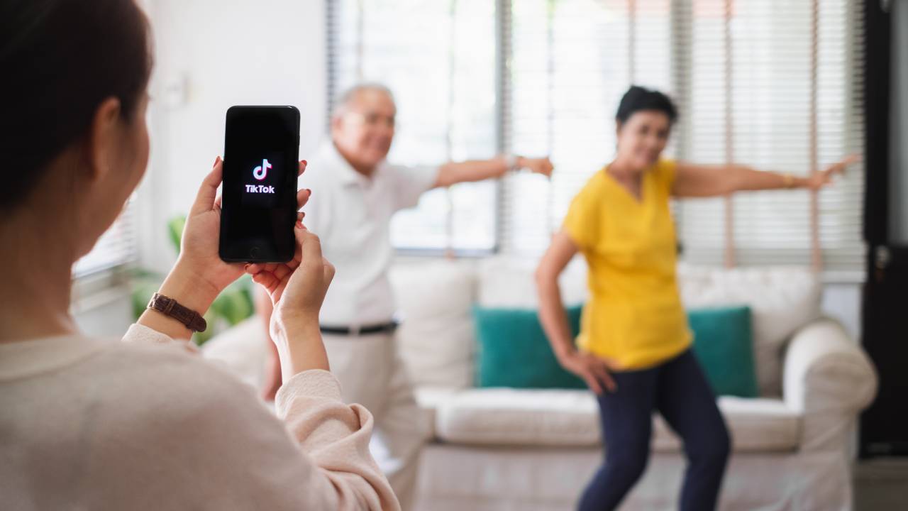 Come scaricare i propri video su dispositivi Android e iOS Come scaricare i propri video su dispositivi Android e iOS
