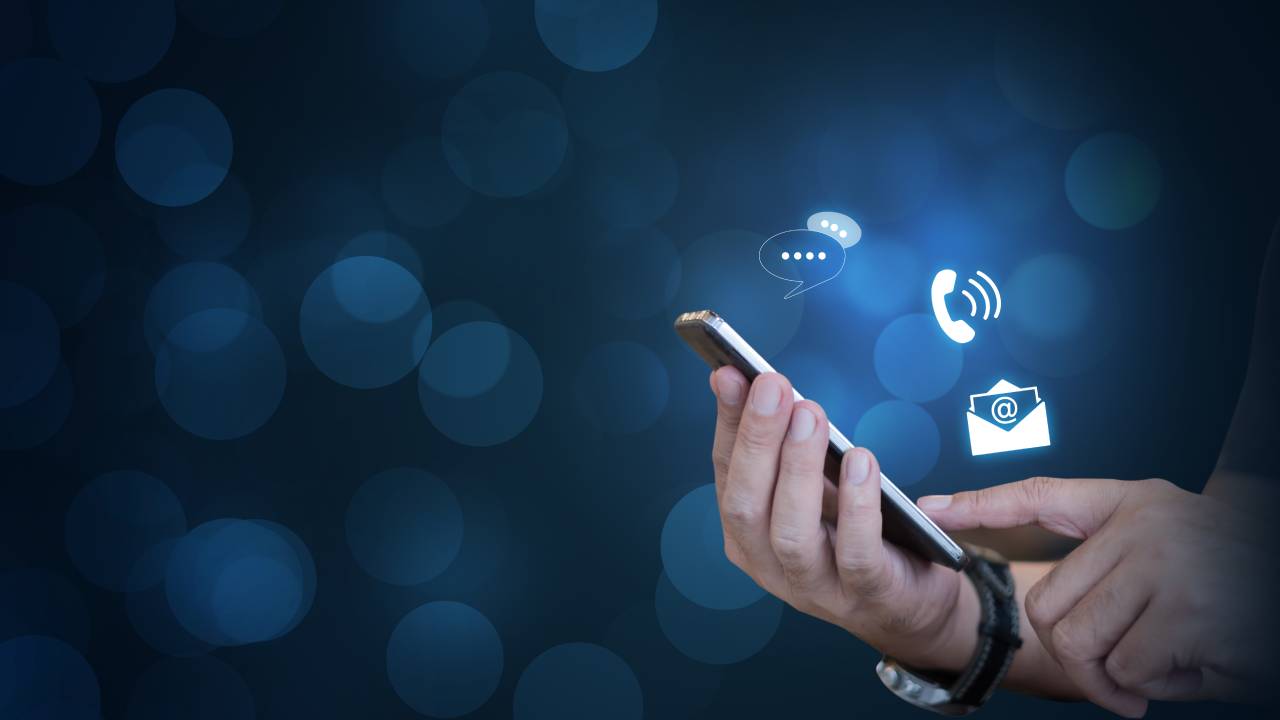 Contatti su smartphone Contatti su smartphone