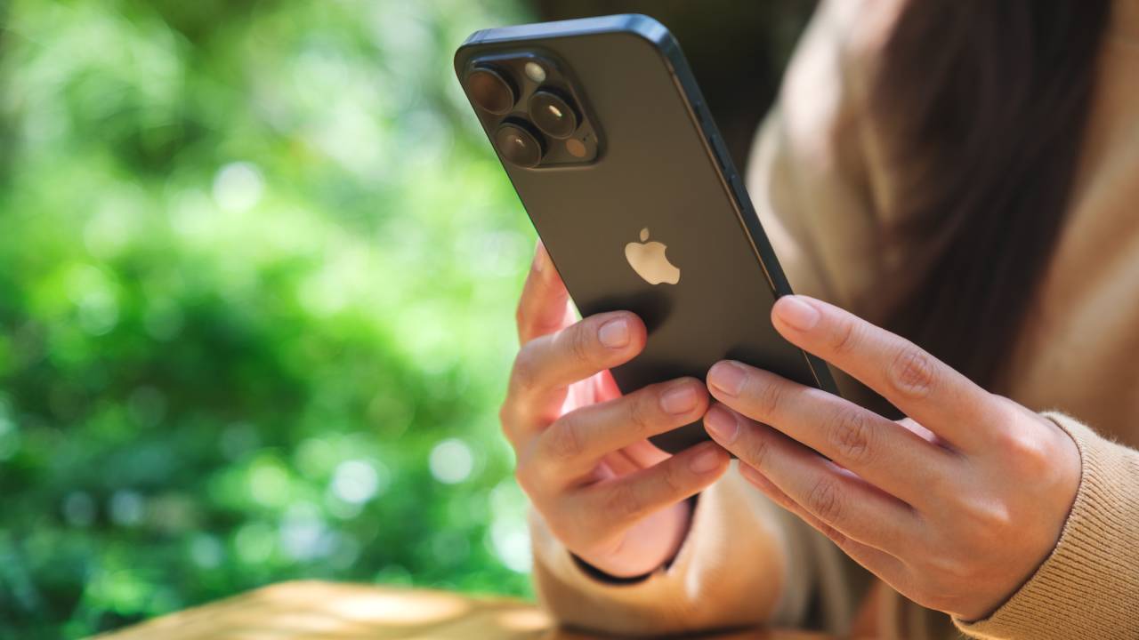 IPhone