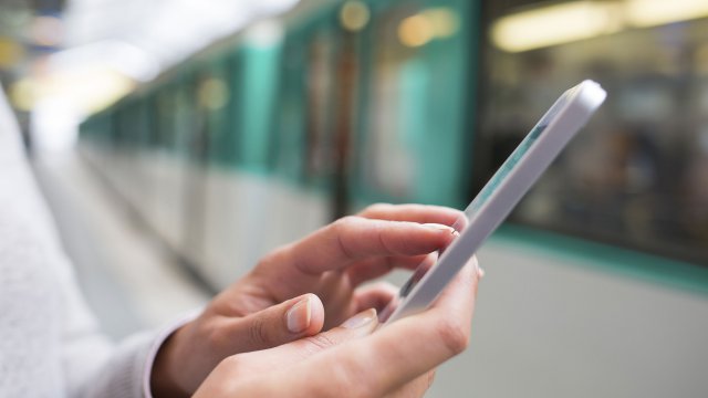 Smartphone e treni