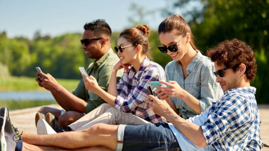 giovani e smartphone