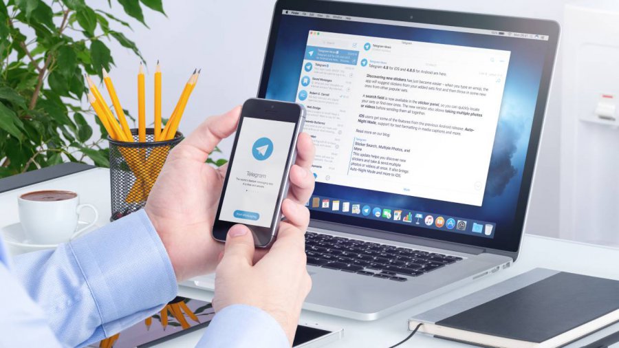 Telegram su smartphone e desktop