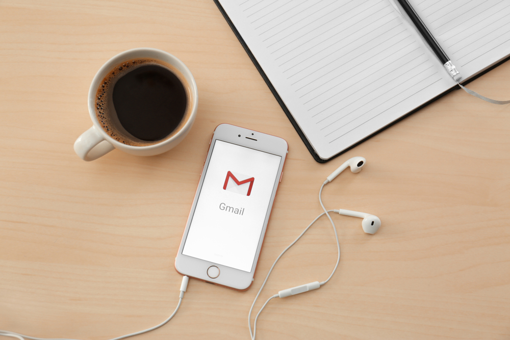 PEC con Gmail da iPhone PEC con Gmail da iPhone