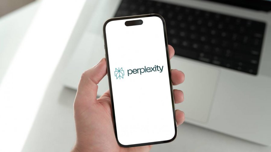 Perplexity su smartphone