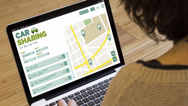 Piattaforma di car sharing