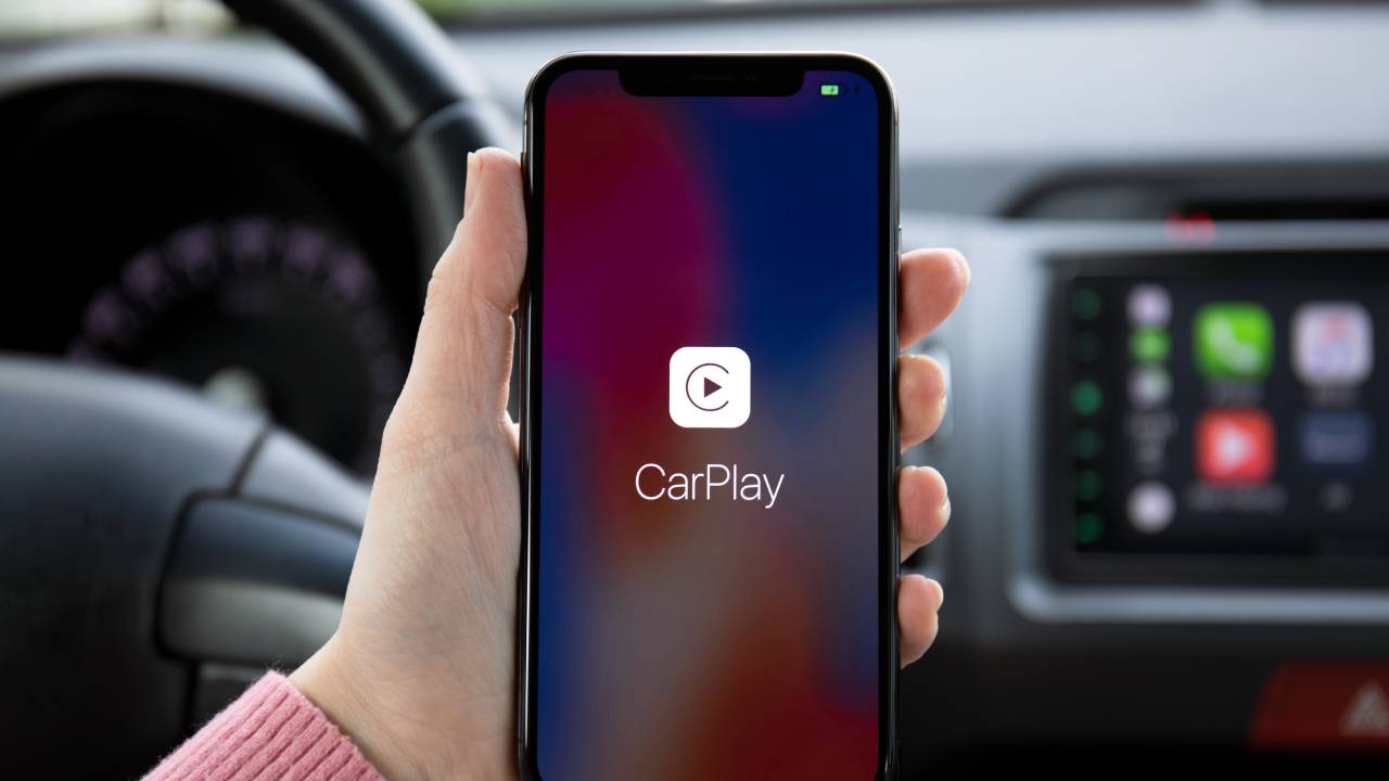 Iphone app car play