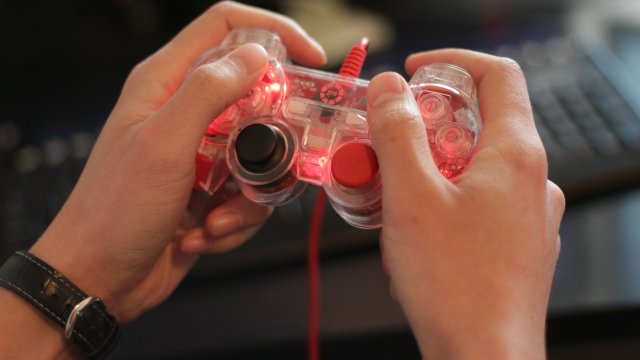i videogame migliorano l'attività cerebrale