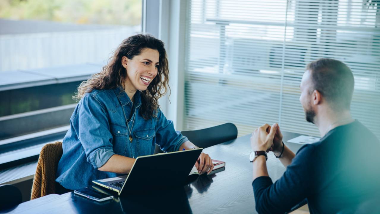 Più interessi, meno posizioni Più interessi, meno posizioni