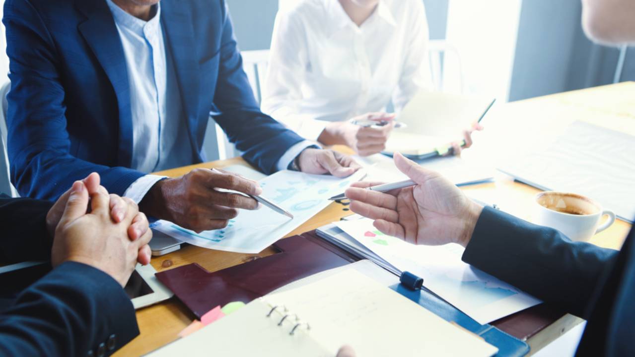 Coinvolgere la controparte Coinvolgere la controparte