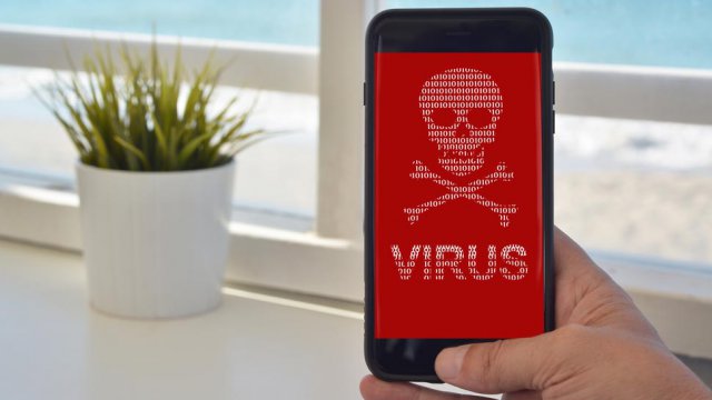 Smartphone infettato da malware