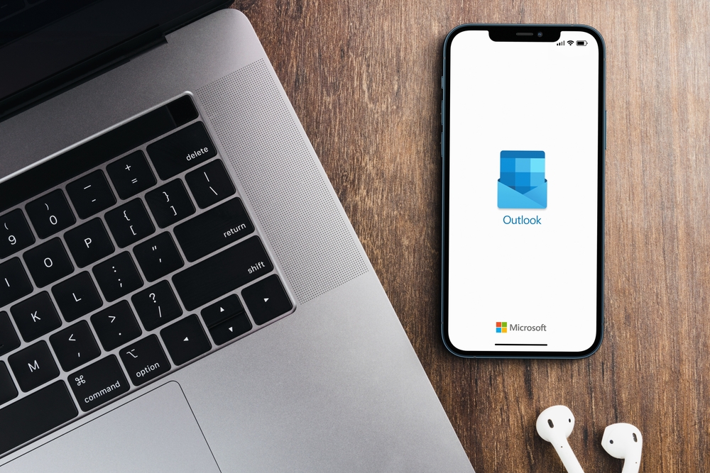 Outlook su smartphone