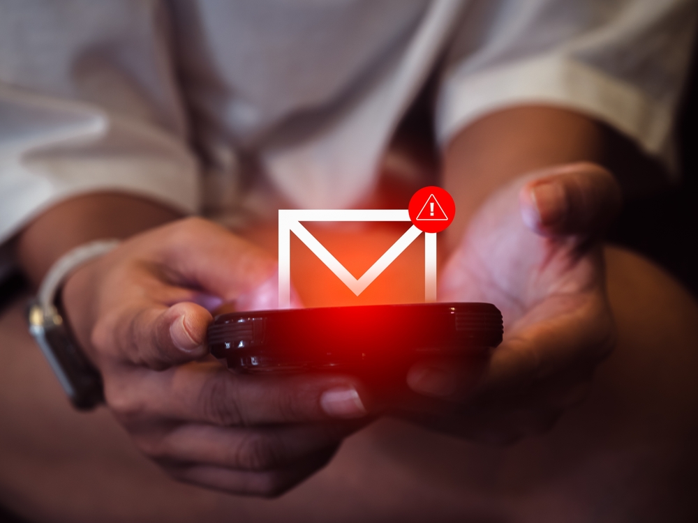 La truffa dei falsi messaggi di consegna La truffa dei falsi messaggi di consegna