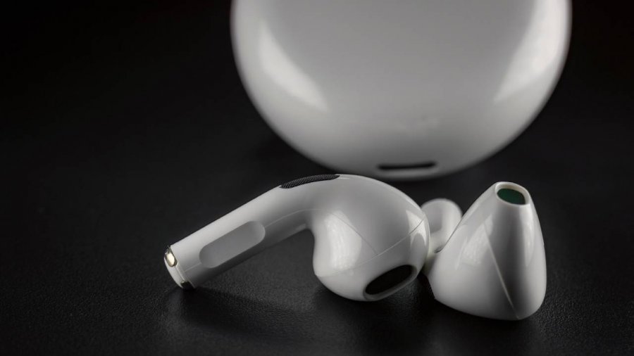 AirPods