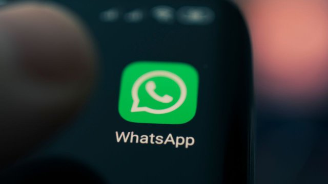 icona di whatsapp su smartphone