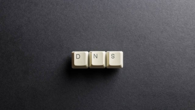 DNS