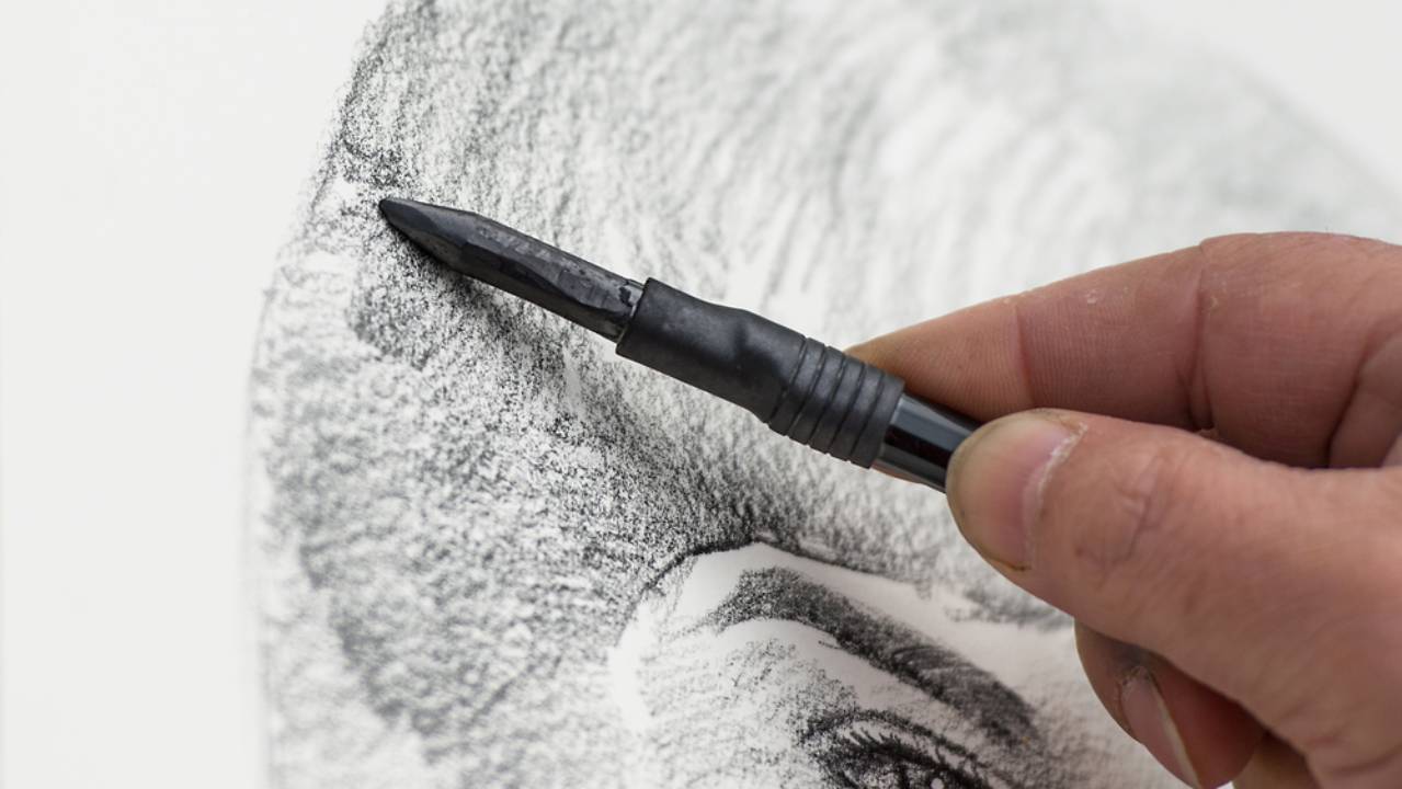 Completare la sagoma del viso Completare la sagoma del viso